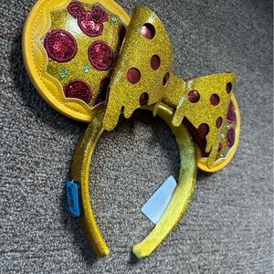 Disney Eats pizza ears